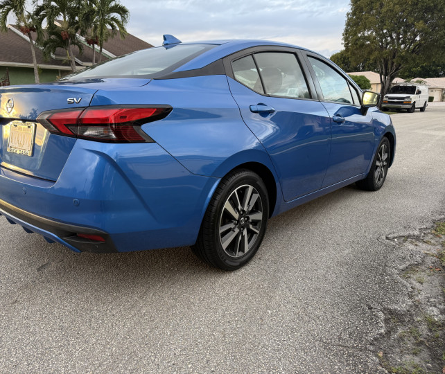Nissan Versa