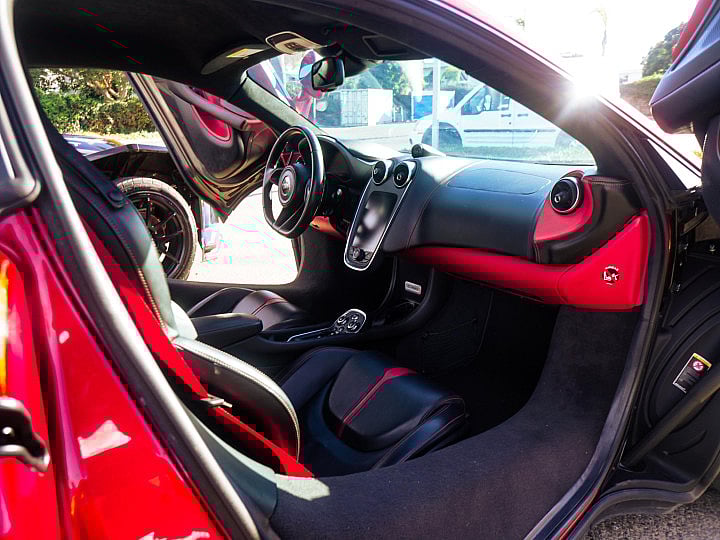McLaren 570S