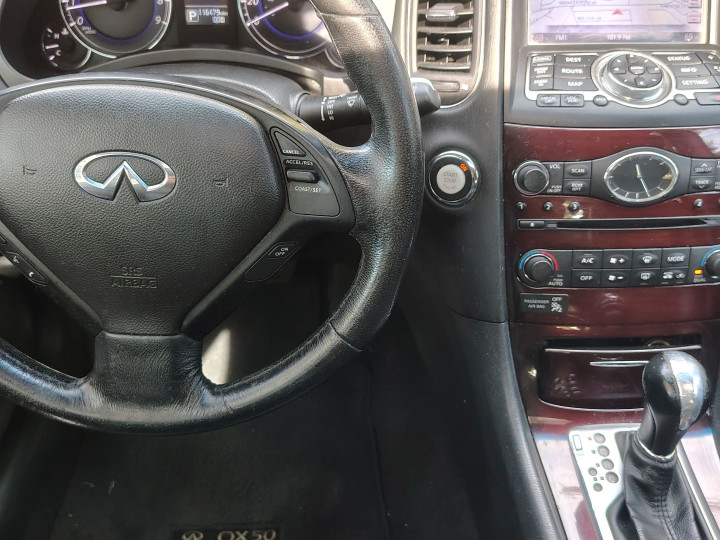 INFINITI Mandeville
