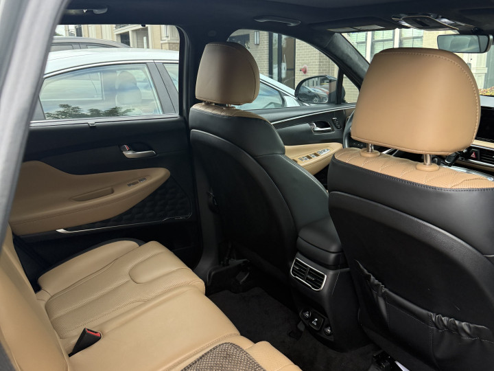 Hyundai Santa Fe 2023