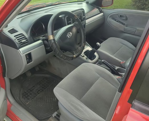 2004 Suzuki Grand Vitara - foto 5