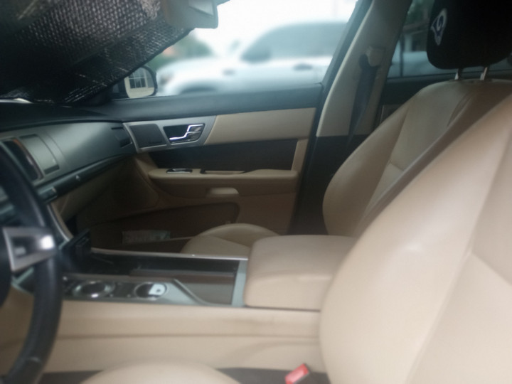 2013 Jaguar XF