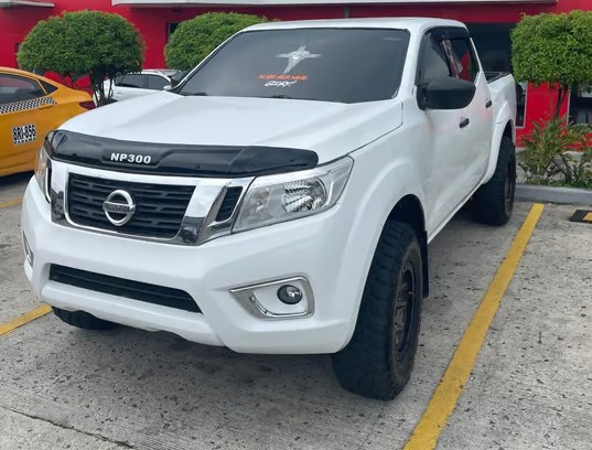 2017 Nissan NP300