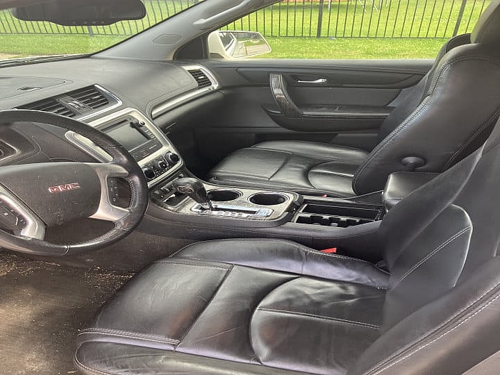 GMC Acadia