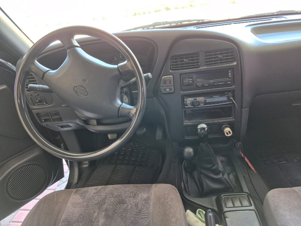 1999 Nissan Pathfinder