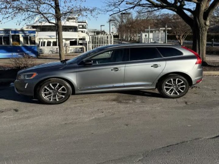 2017 Volvo XC60