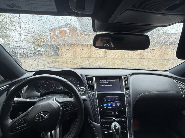 INFINITI Q60 44129