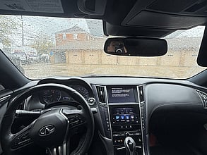 2017 INFINITI Q60