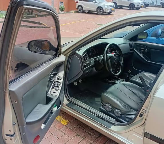 2002 Hyundai Elantra