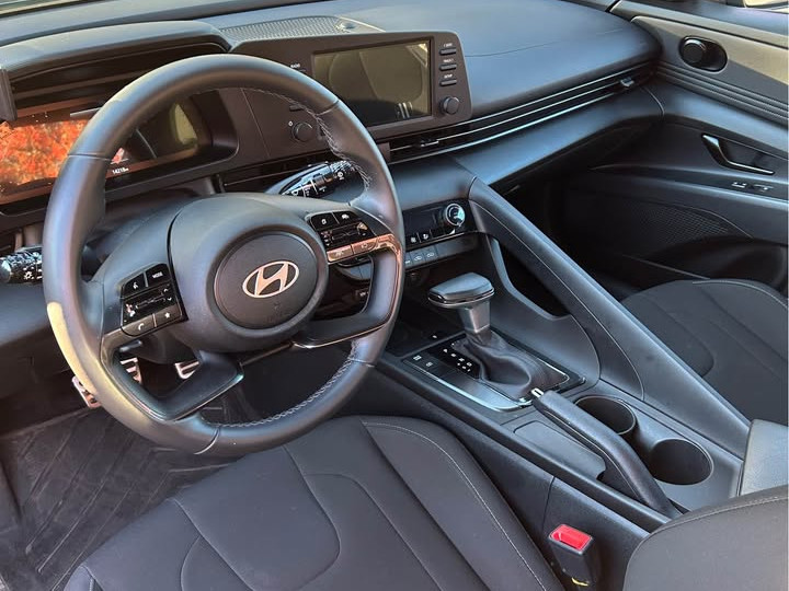 Hyundai Elantra 27609