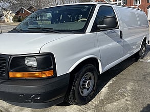 2017 GMC Savana