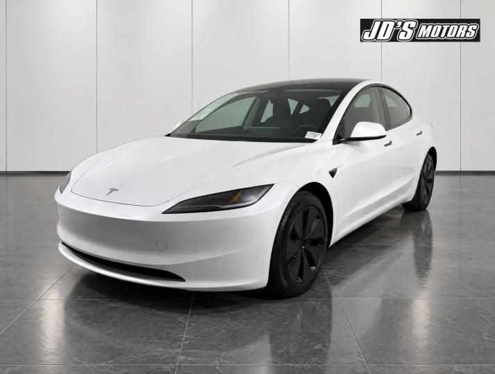 2025 Tesla 3