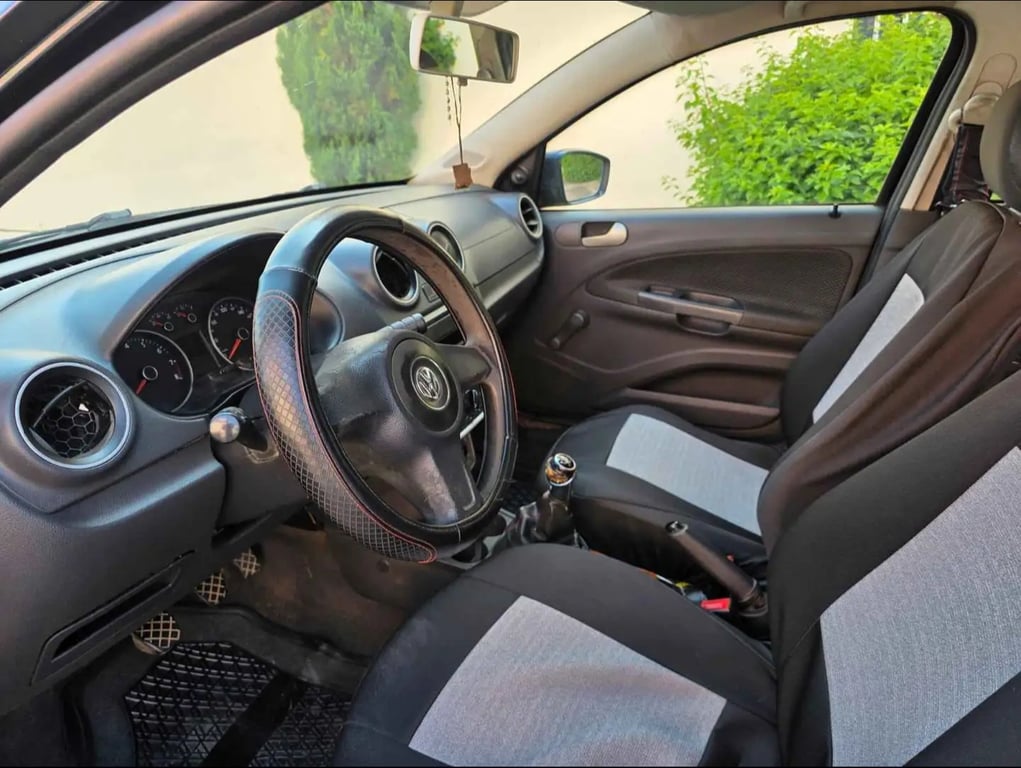 2015 Volkswagen Gol