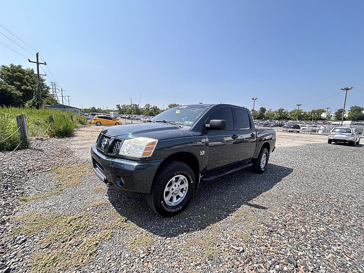2004 Nissan Titan