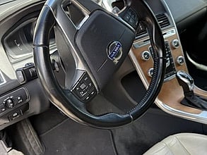 2015 VOLVO XC60