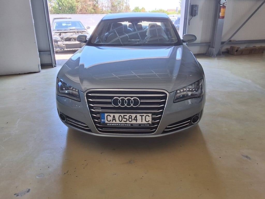 2010 Audi A8