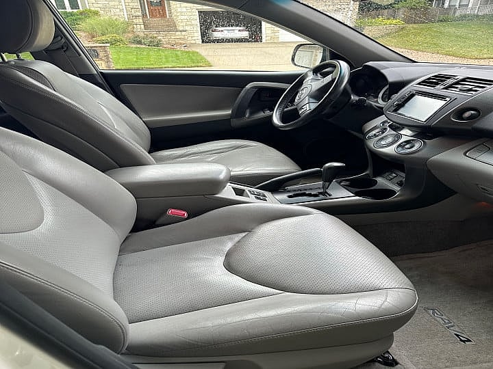 2010 Toyota RAV4