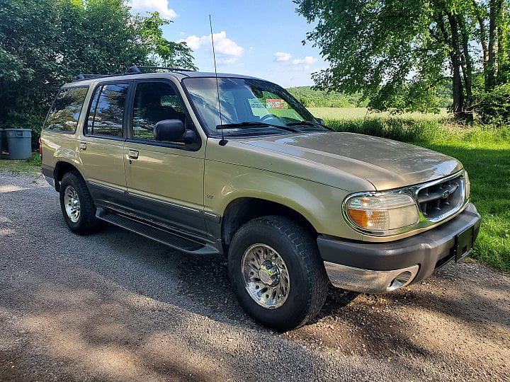 1999 Ford Explorer