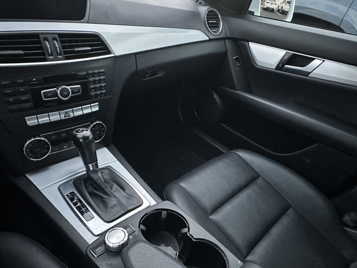 Mercedes-Benz C-Class 19454