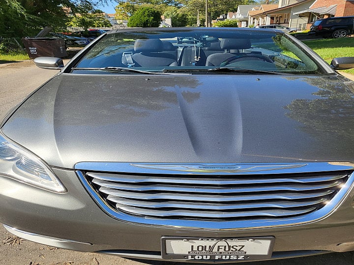 Chrysler 200