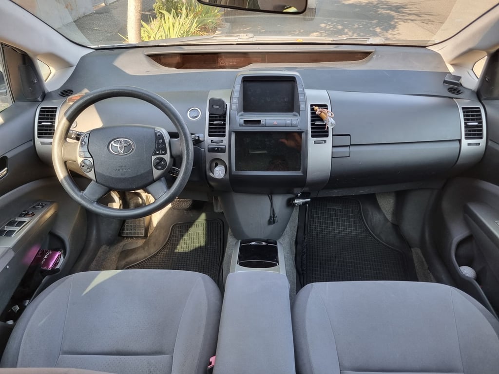 2004 Toyota Prius