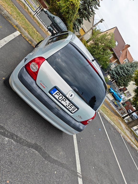 2002 Renault Clio