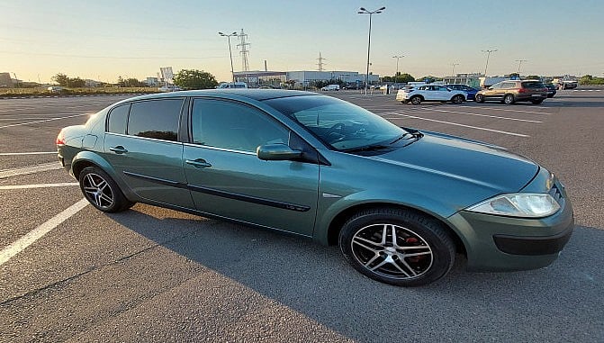 2004 Renault Megane