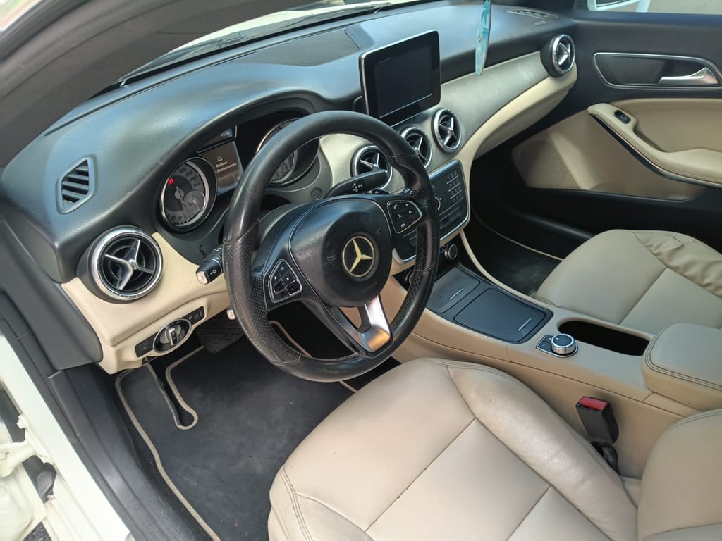2015 Mercedes-Benz GLA