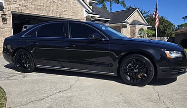 2011 AUDI A8
