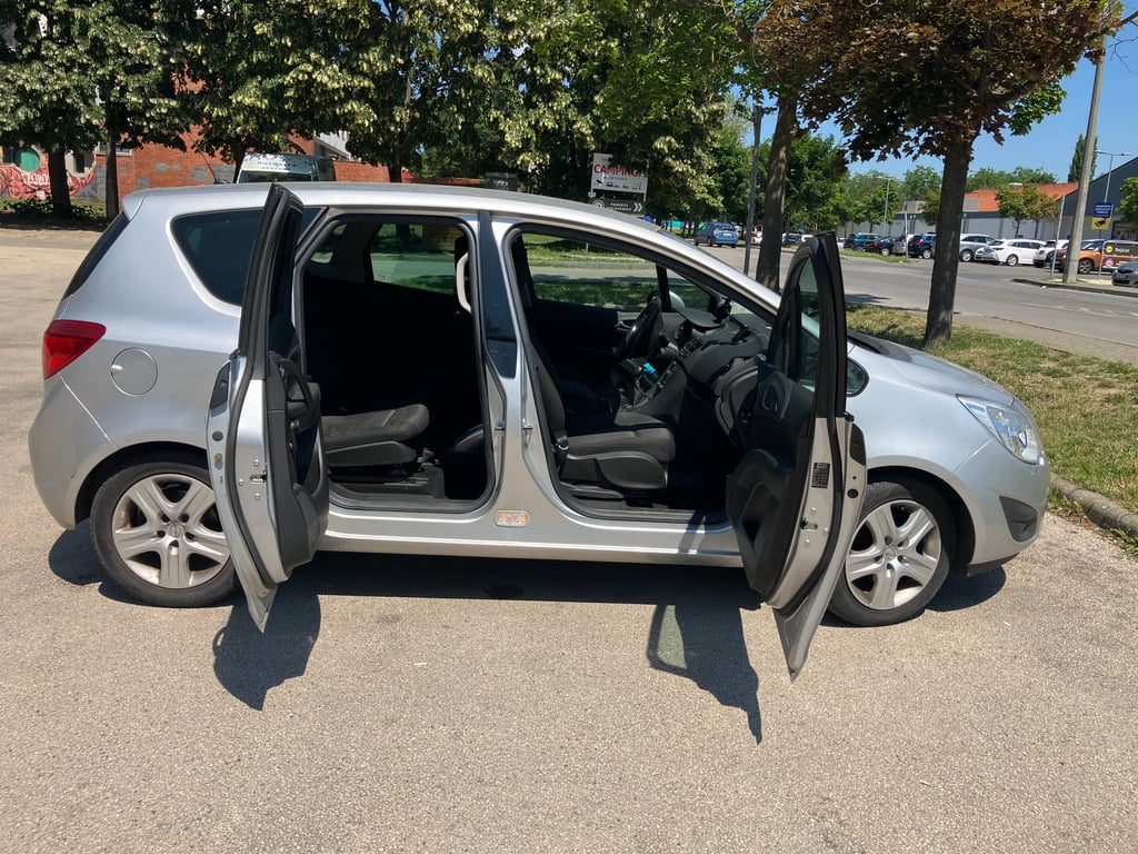 2011 Opel Meriva