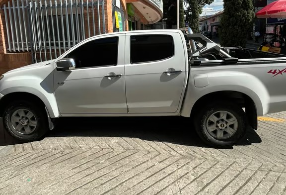 2015 Chevrolet LUV D-MAX