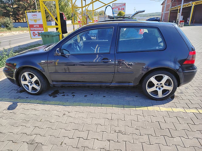 2002 Volkswagen Golf
