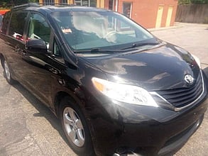 2013 TOYOTA Sienna