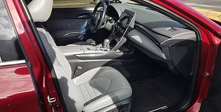 2019 TOYOTA Avalon