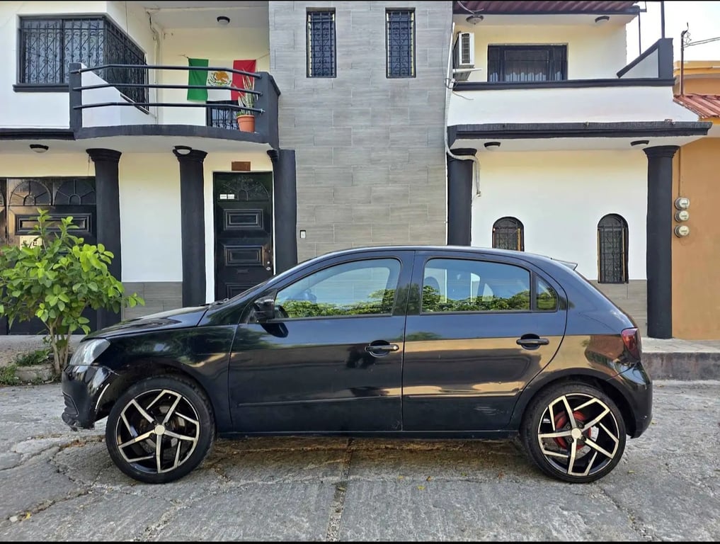 2015 Volkswagen Gol