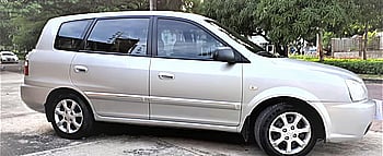 2006 Kia Carens