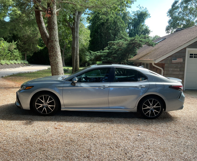 Toyota Camry Hybrid