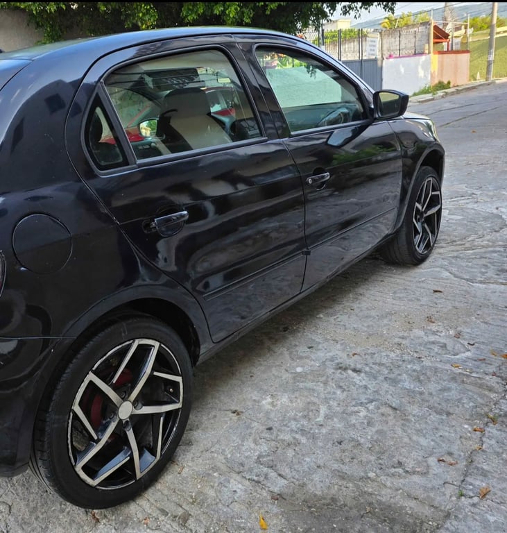 2015 Volkswagen Gol