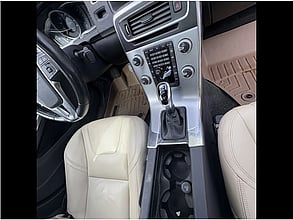 2018 VOLVO S60