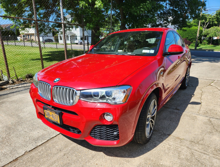 BMW Hicksville