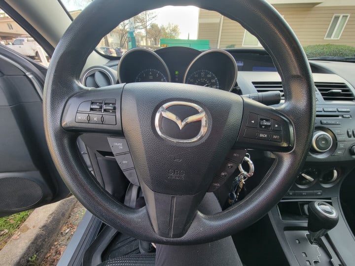 2013 MAZDA Mazda3