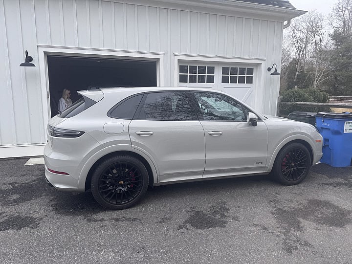 2023 Porsche Cayenne