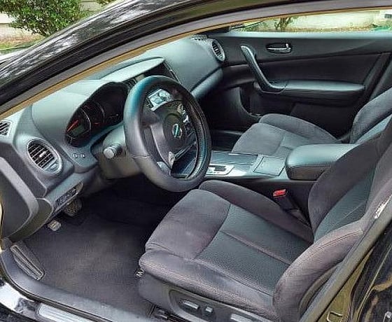 Nissan Maxima