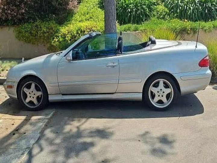 2001 Mercedes-Benz CLK-Class