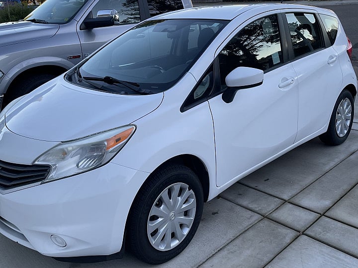 2016 Nissan