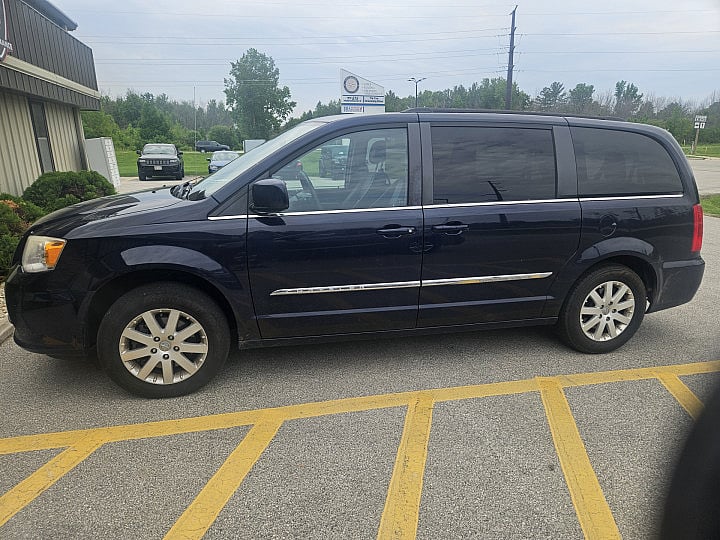 2014 Chrysler Town and Country