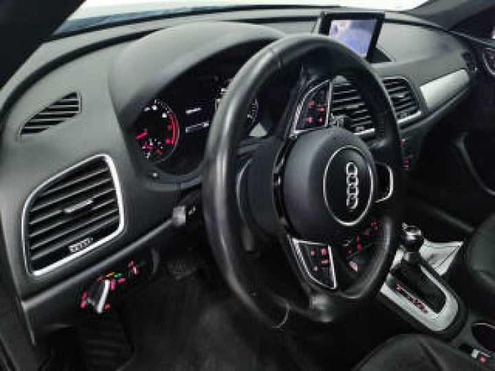 2016 AUDI Q3