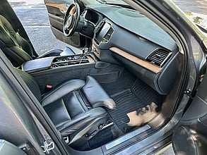 2020 VOLVO XC90