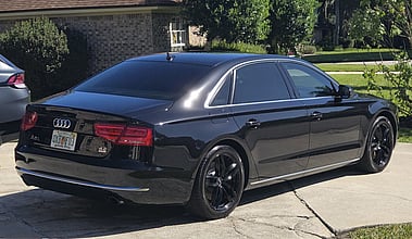 2011 AUDI A8