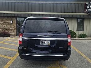 2014 CHRYSLER Town and Country